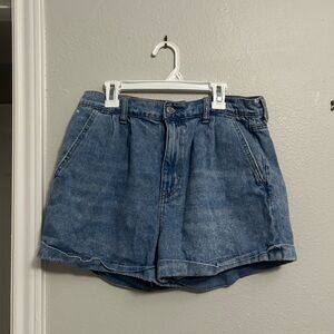 American Eagle Outfitter’s Blue Denim High Waist Jeans Women’s Size 8